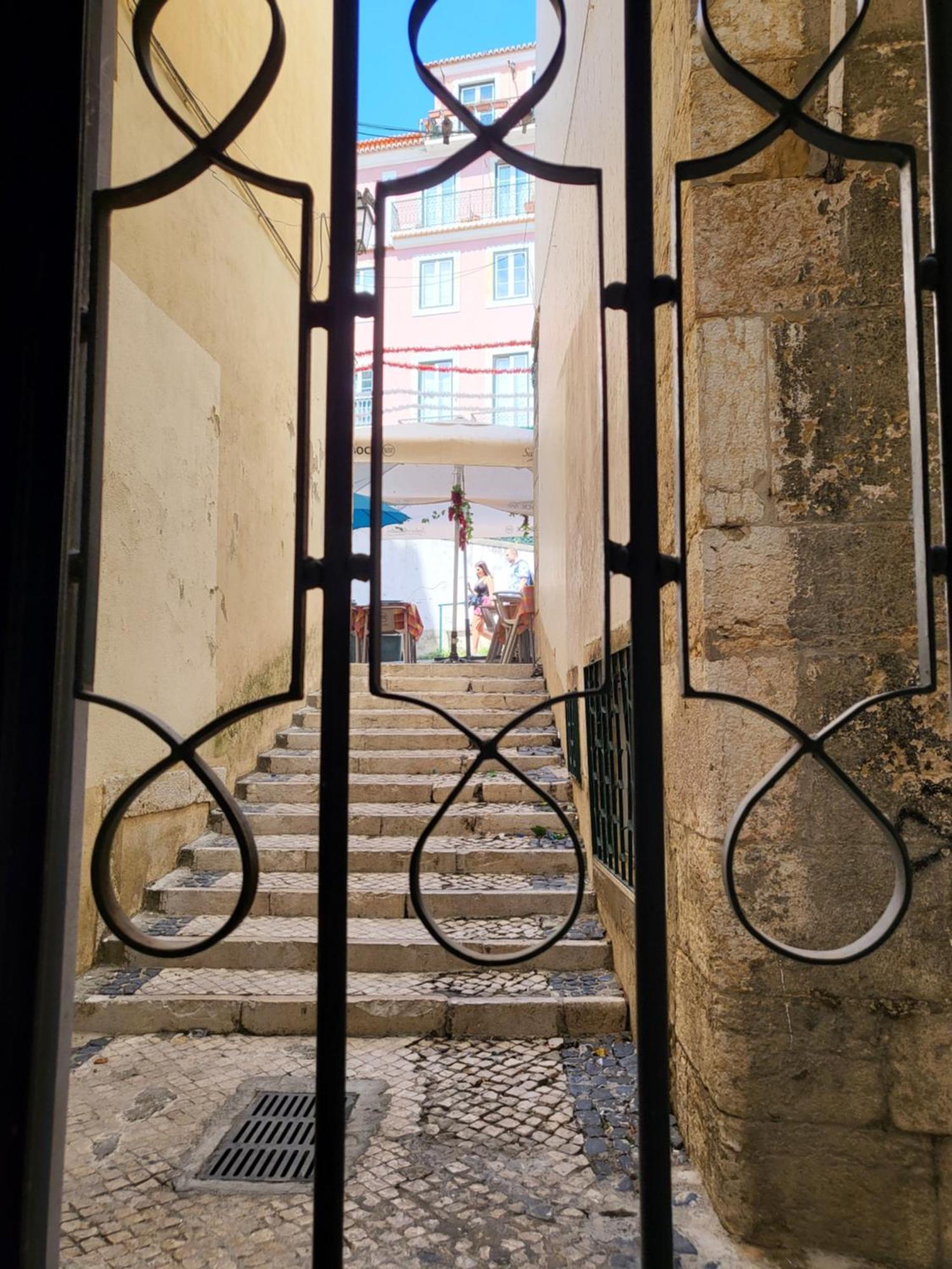 Alfama Apartments Services ลิสบอน ภายนอก รูปภาพ